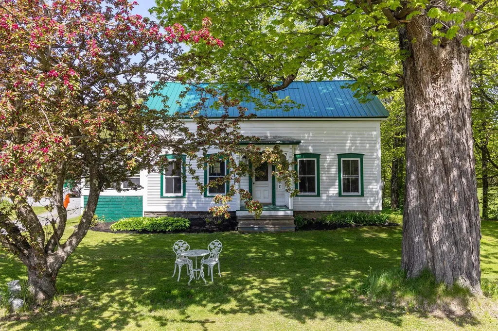 33 Brookside Road Westford VT 05494