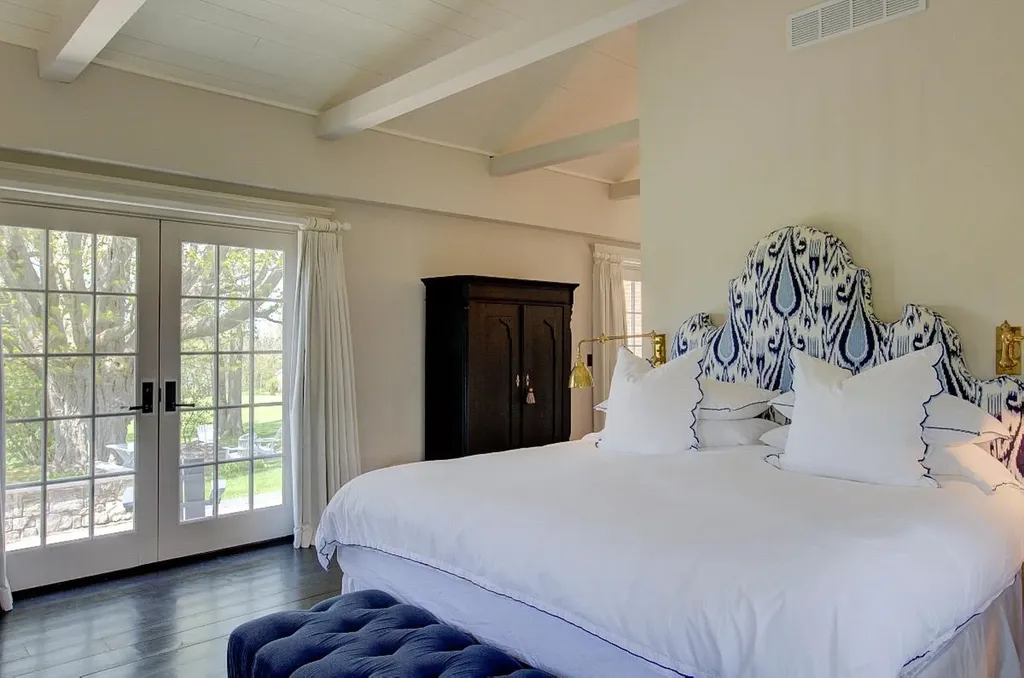 397 Us Route 2 Grand Isle VT 05458