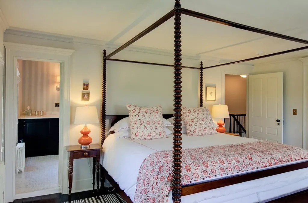 397 Us Route 2 Grand Isle VT 05458