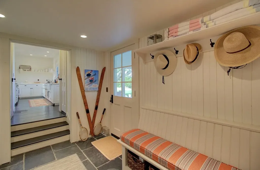 397 Us Route 2 Grand Isle VT 05458