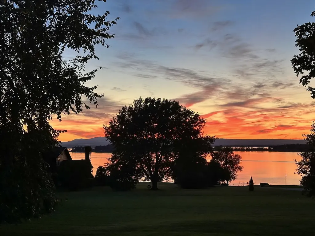 397 Us Route 2 Grand Isle VT 05458