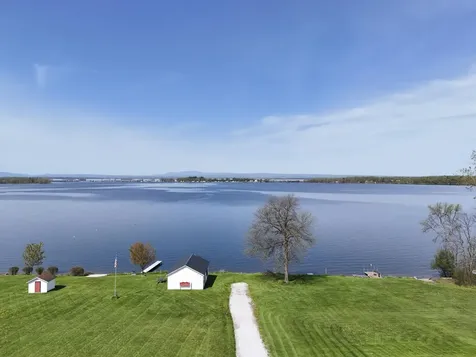 397 Us Route 2 Grand Isle VT 05458