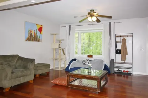 23 Broadview Estates Bristol VT 05443