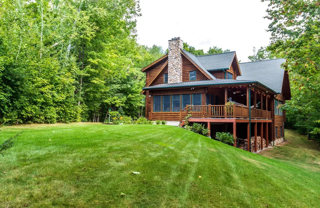 87 Moose Mountain Road Brookfield NH 03872