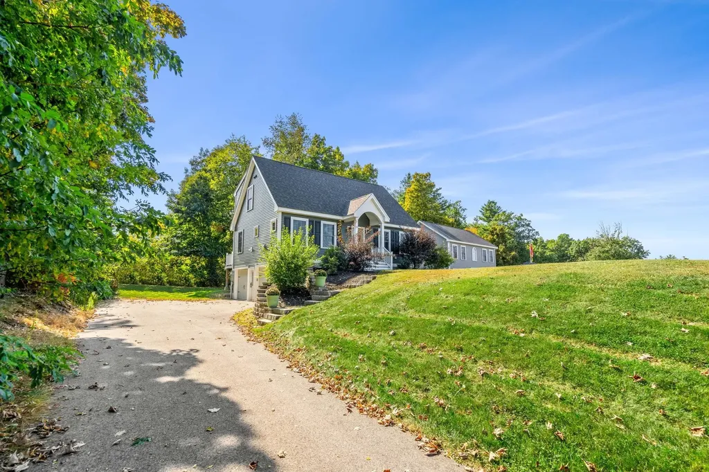 23 Wentworth Street Rollinsford NH 03869