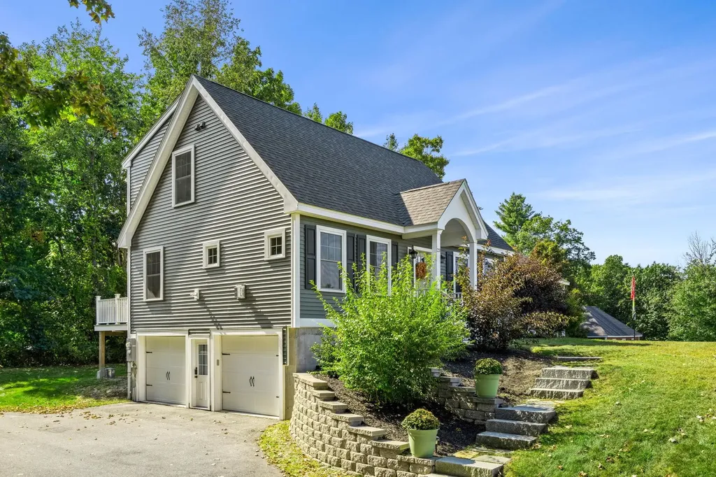 23 Wentworth Street Rollinsford NH 03869