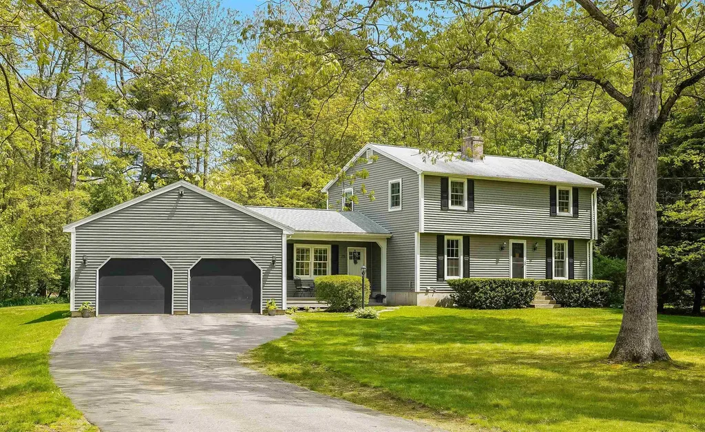 25 Hickory Drive Amherst NH 03031
