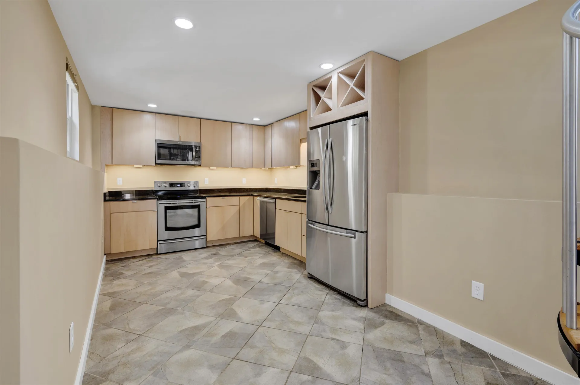 93 High Street Portsmouth NH 03801