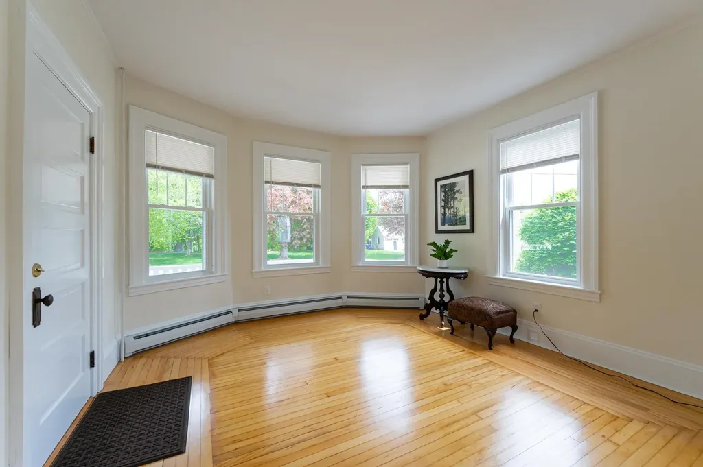 440 Coolidge Avenue Manchester NH 03102