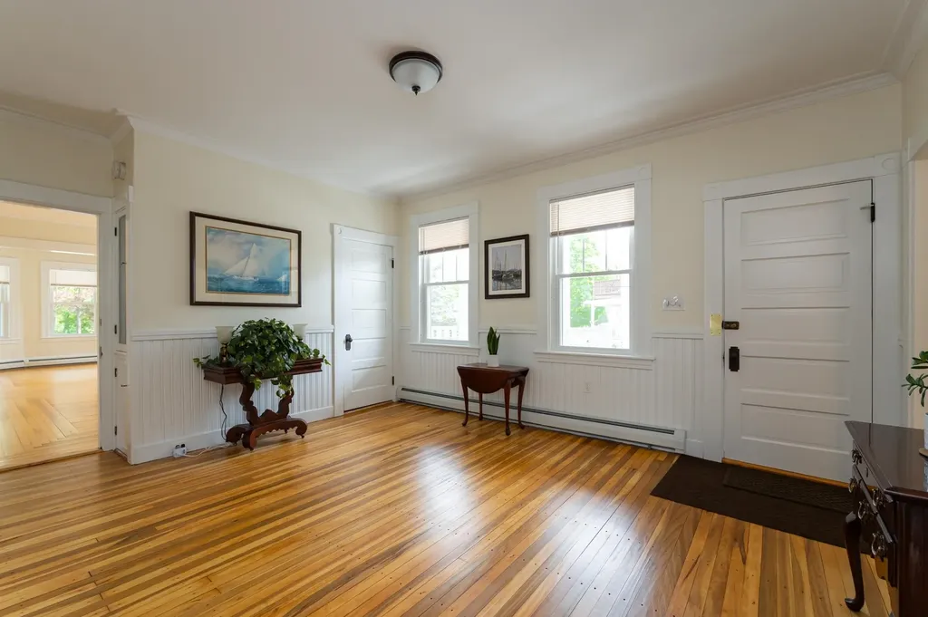 440 Coolidge Avenue Manchester NH 03102