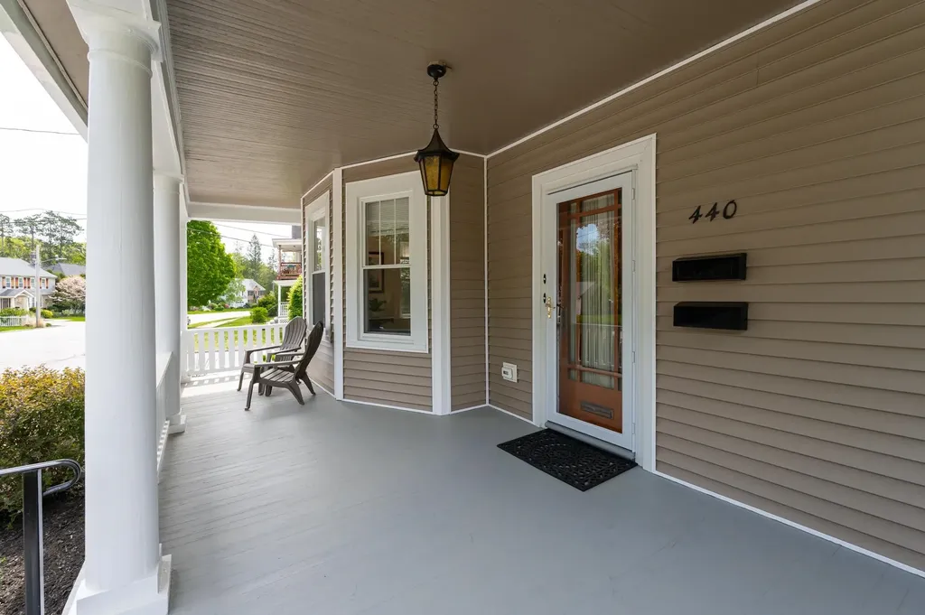 440 Coolidge Avenue Manchester NH 03102