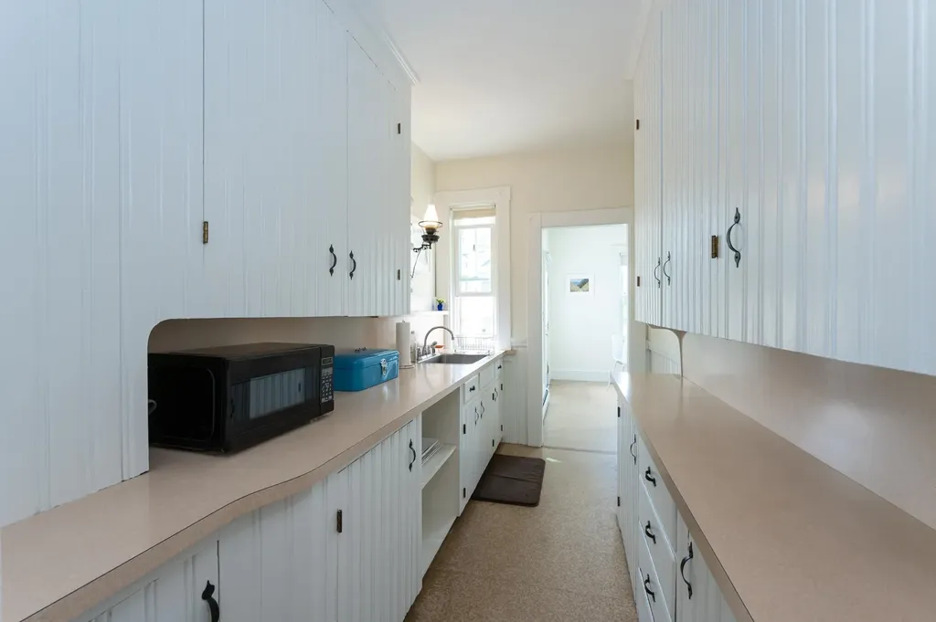 440 Coolidge Avenue Manchester NH 03102