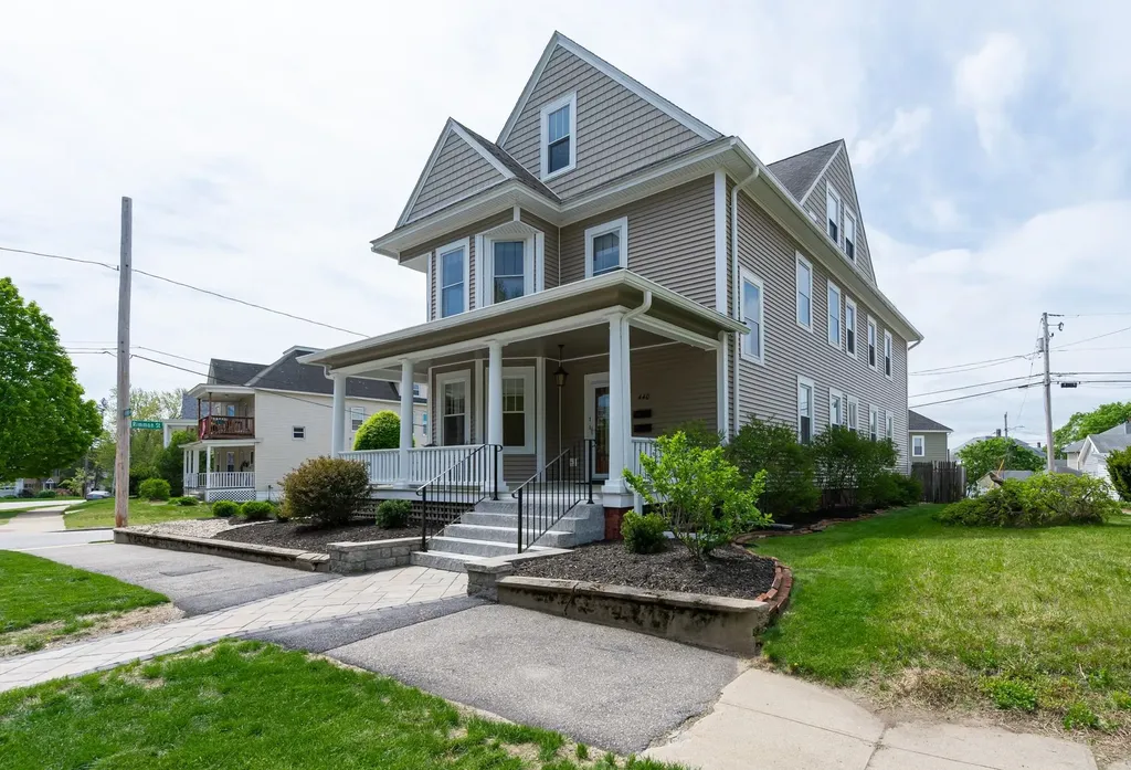 440 Coolidge Avenue Manchester NH 03102