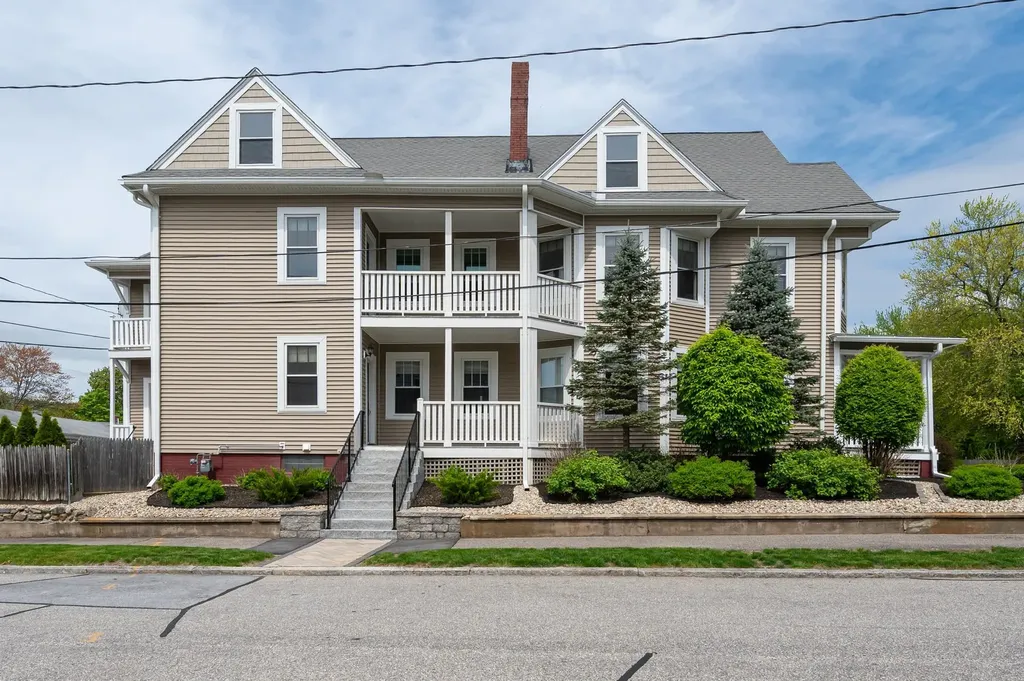 440 Coolidge Avenue Manchester NH 03102