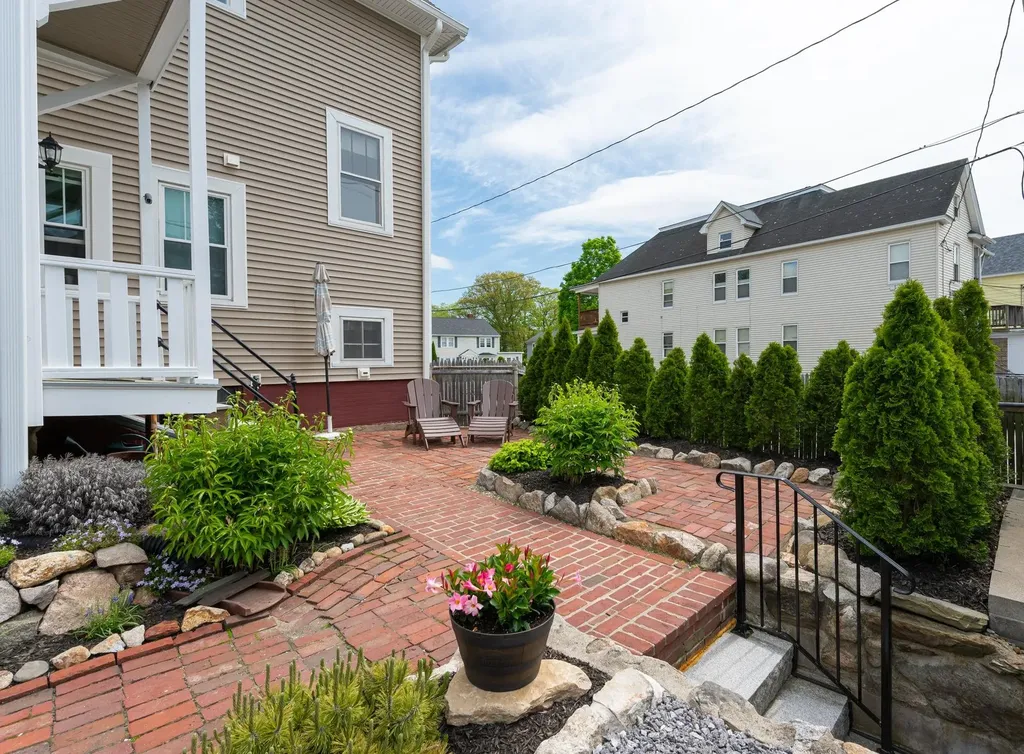 440 Coolidge Avenue Manchester NH 03102