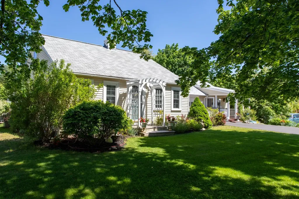 163 Walton Road Seabrook NH 03874