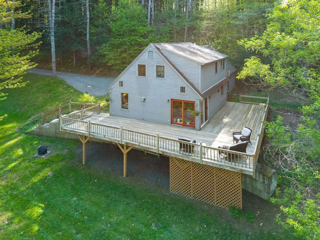 6 All Seasons Drive Thetford VT 05043