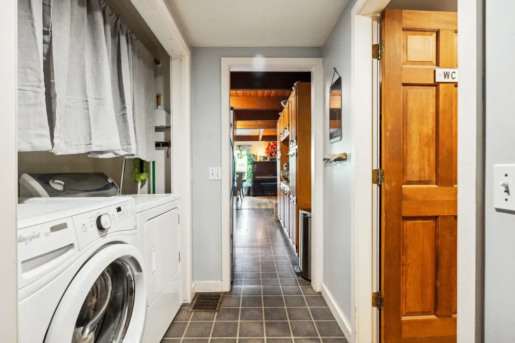 6 All Seasons Drive Thetford VT 05043