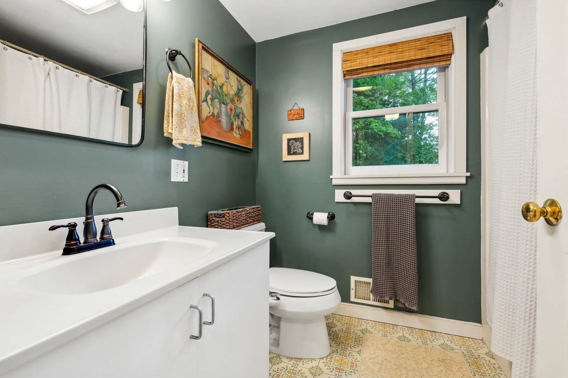 6 All Seasons Drive Thetford VT 05043