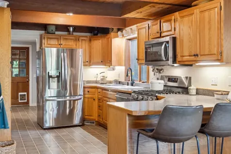 6 All Seasons Drive Thetford VT 05043