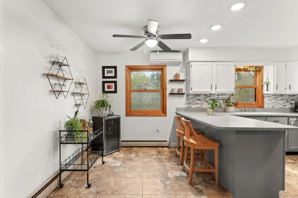 123 Joey Drive Colchester VT 05446