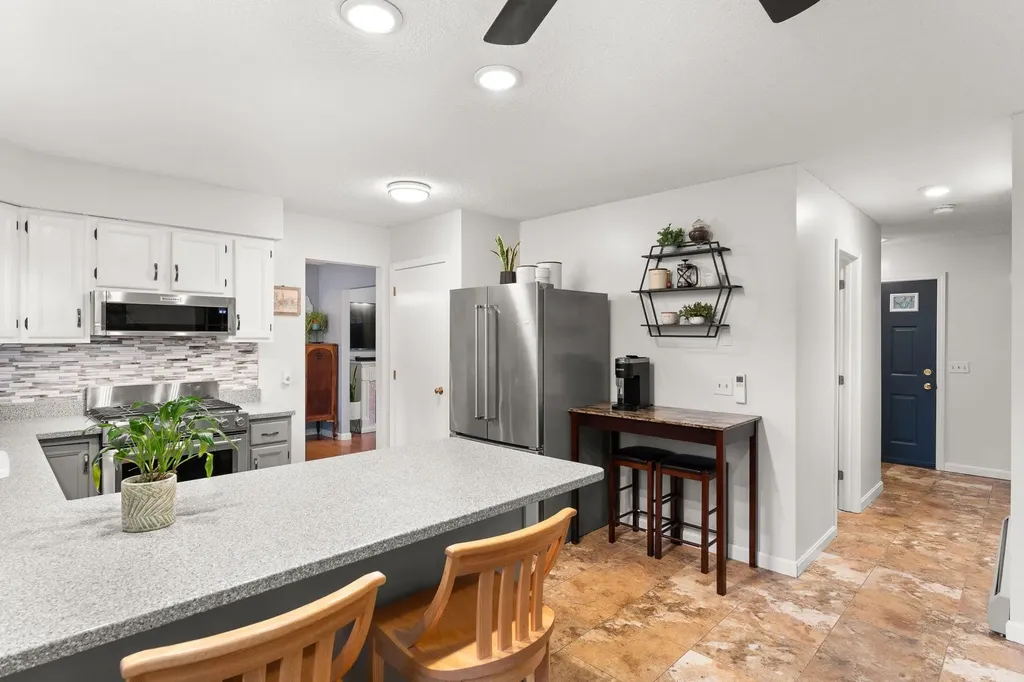 123 Joey Drive Colchester VT 05446