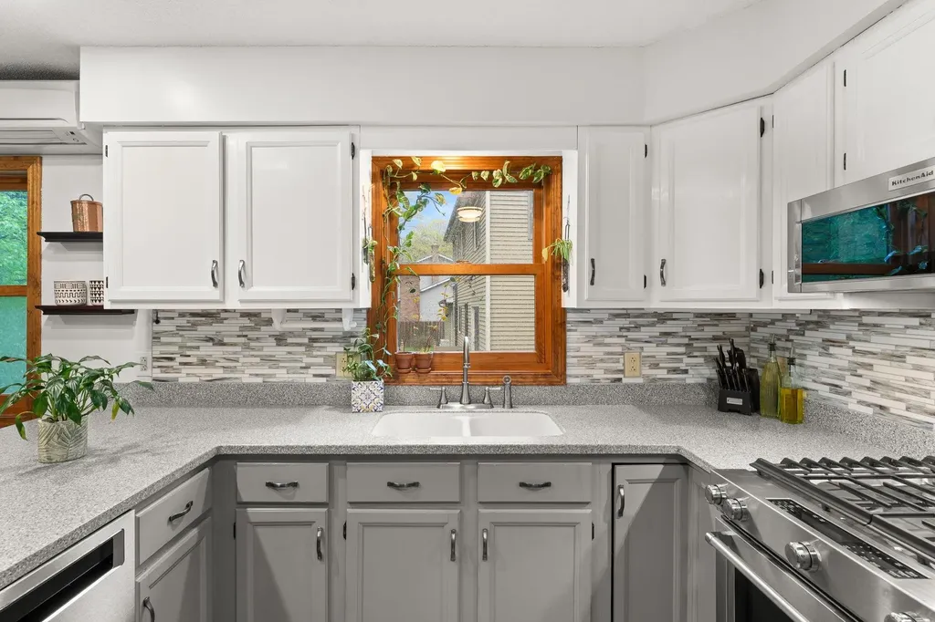 123 Joey Drive Colchester VT 05446