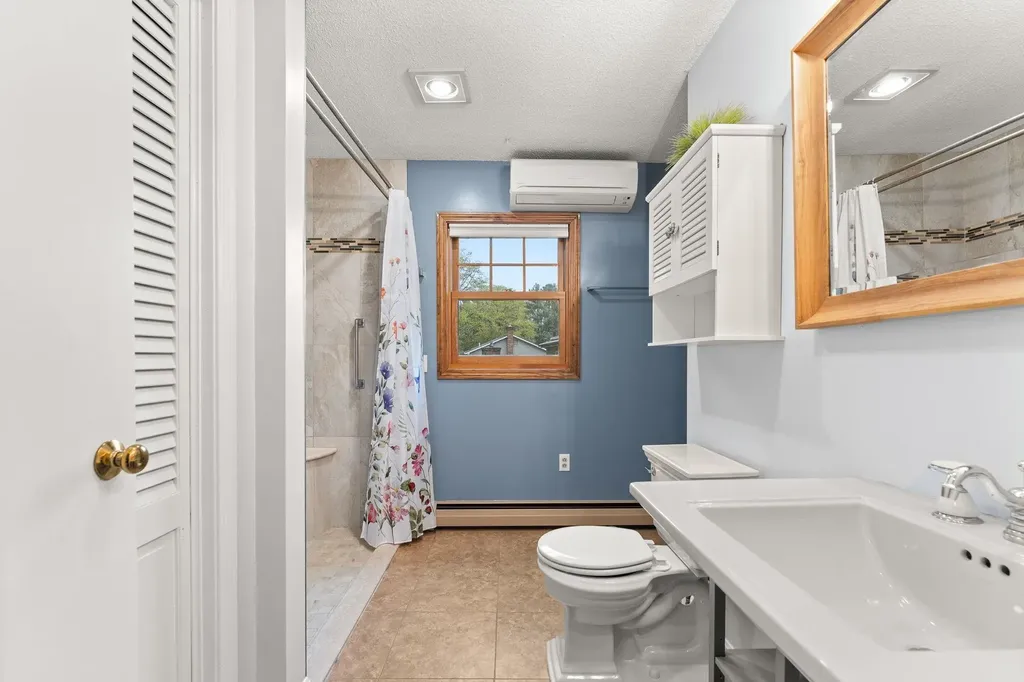 123 Joey Drive Colchester VT 05446