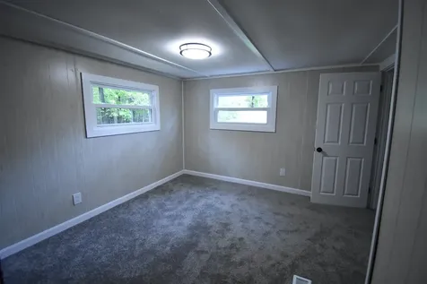 40 Farmwood Drive Nashua NH 03062