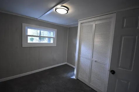 40 Farmwood Drive Nashua NH 03062
