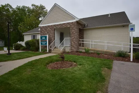 40 Farmwood Drive Nashua NH 03062