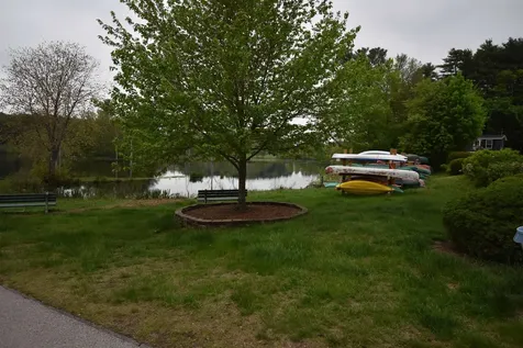 40 Farmwood Drive Nashua NH 03062