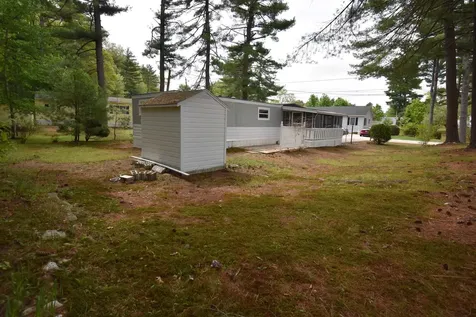 40 Farmwood Drive Nashua NH 03062