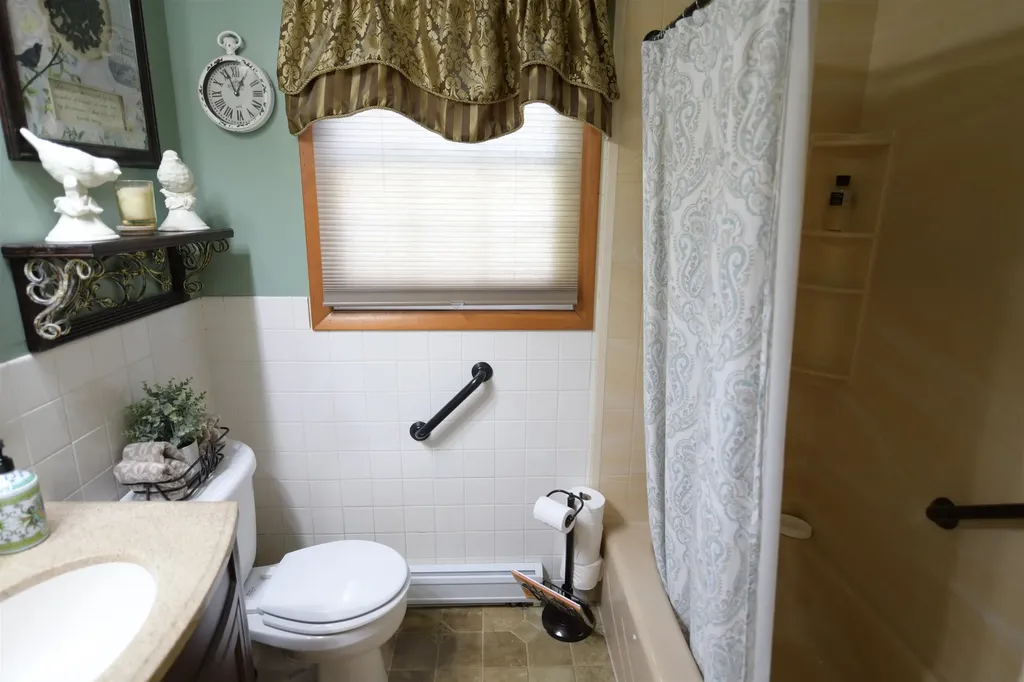 169 Gazo Avenue Burlington VT 05401