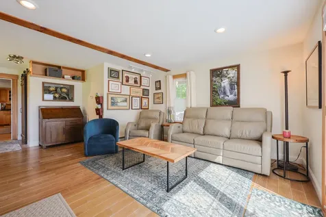 182 Main Street Plaistow NH 03865