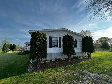68 Four Winds Lane North Hero VT 05474