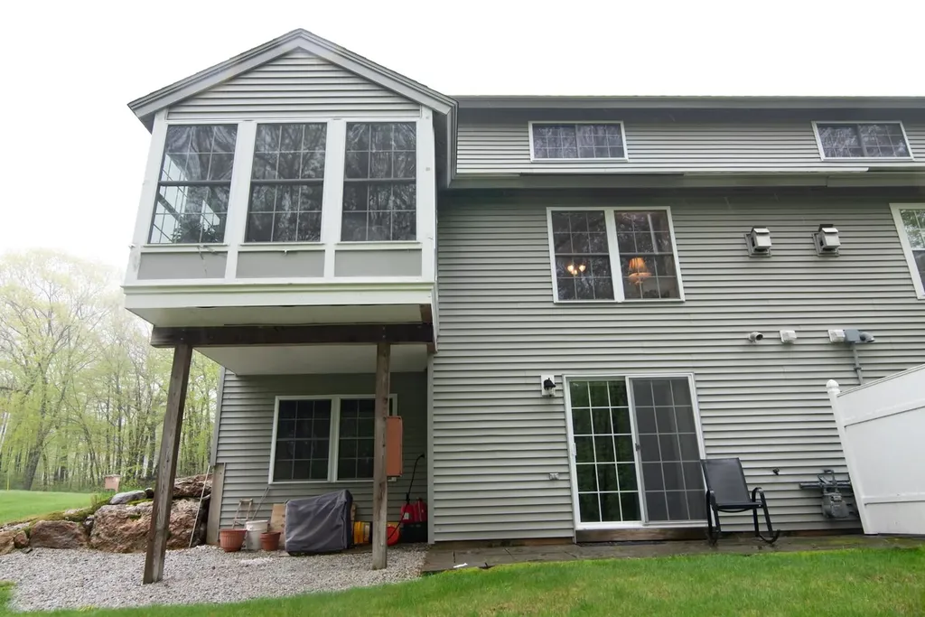 10 Centerview Road Atkinson NH 03811