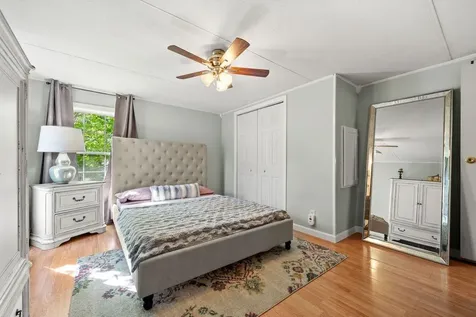 2 Lilac Street Exeter NH 03833