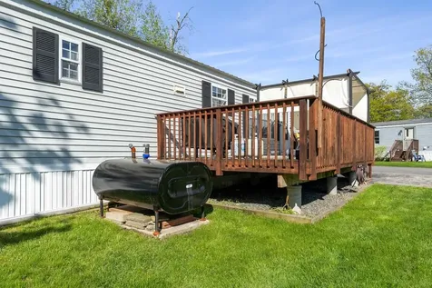 2 Lilac Street Exeter NH 03833