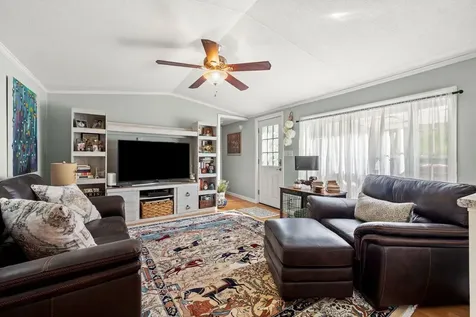 2 Lilac Street Exeter NH 03833