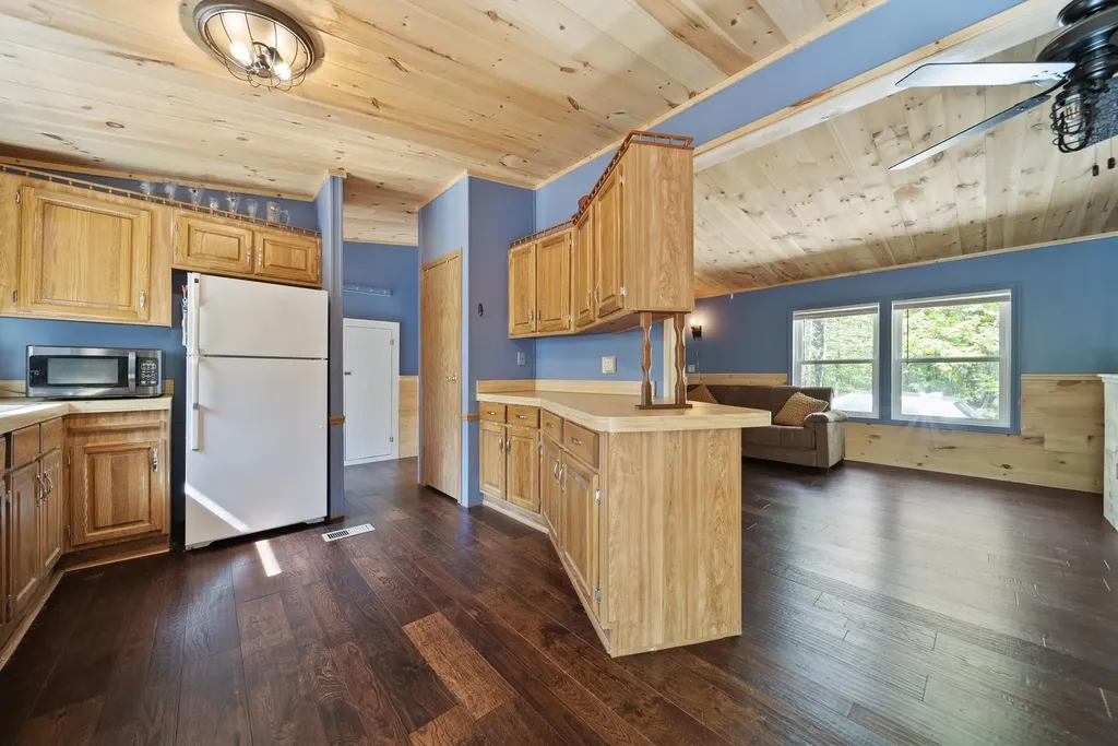 6 Arrowhead Drive Ossipee NH 03814