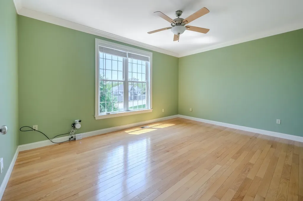 16 Burnham Road Windham NH 03087