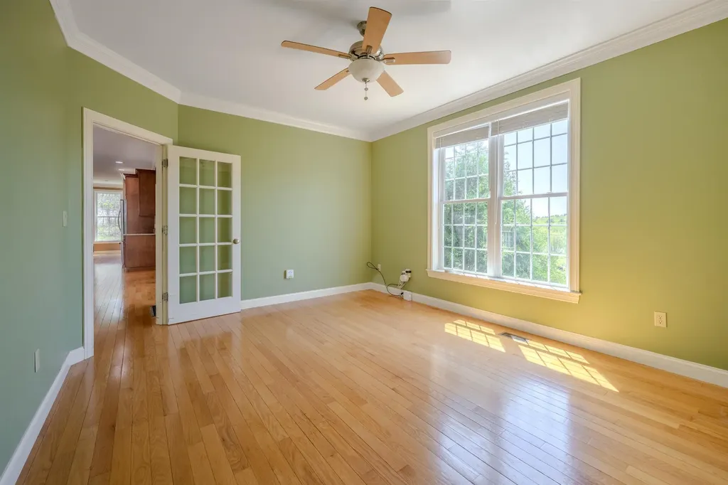 16 Burnham Road Windham NH 03087