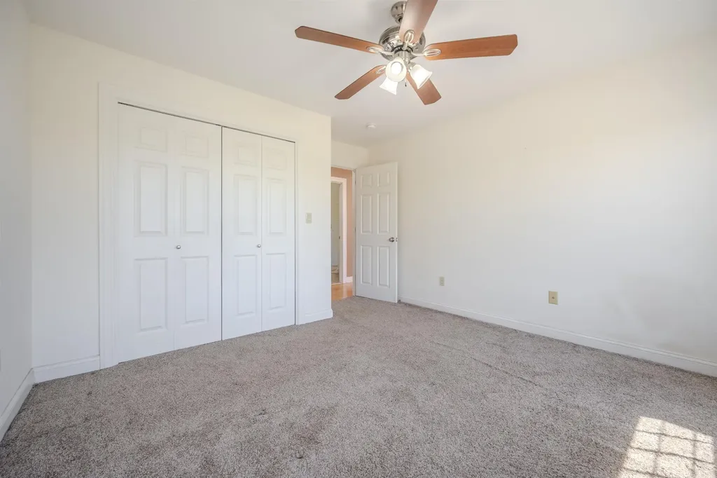 16 Burnham Road Windham NH 03087