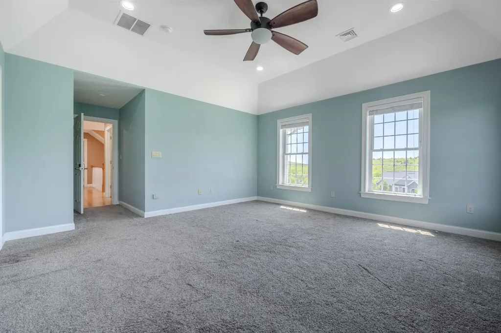 16 Burnham Road Windham NH 03087