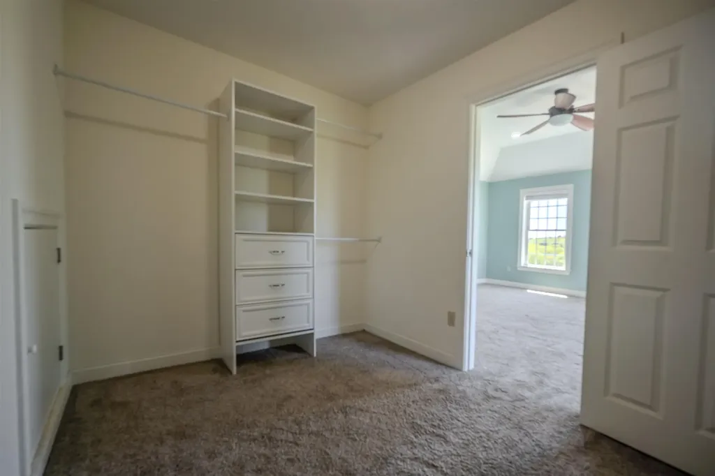 16 Burnham Road Windham NH 03087