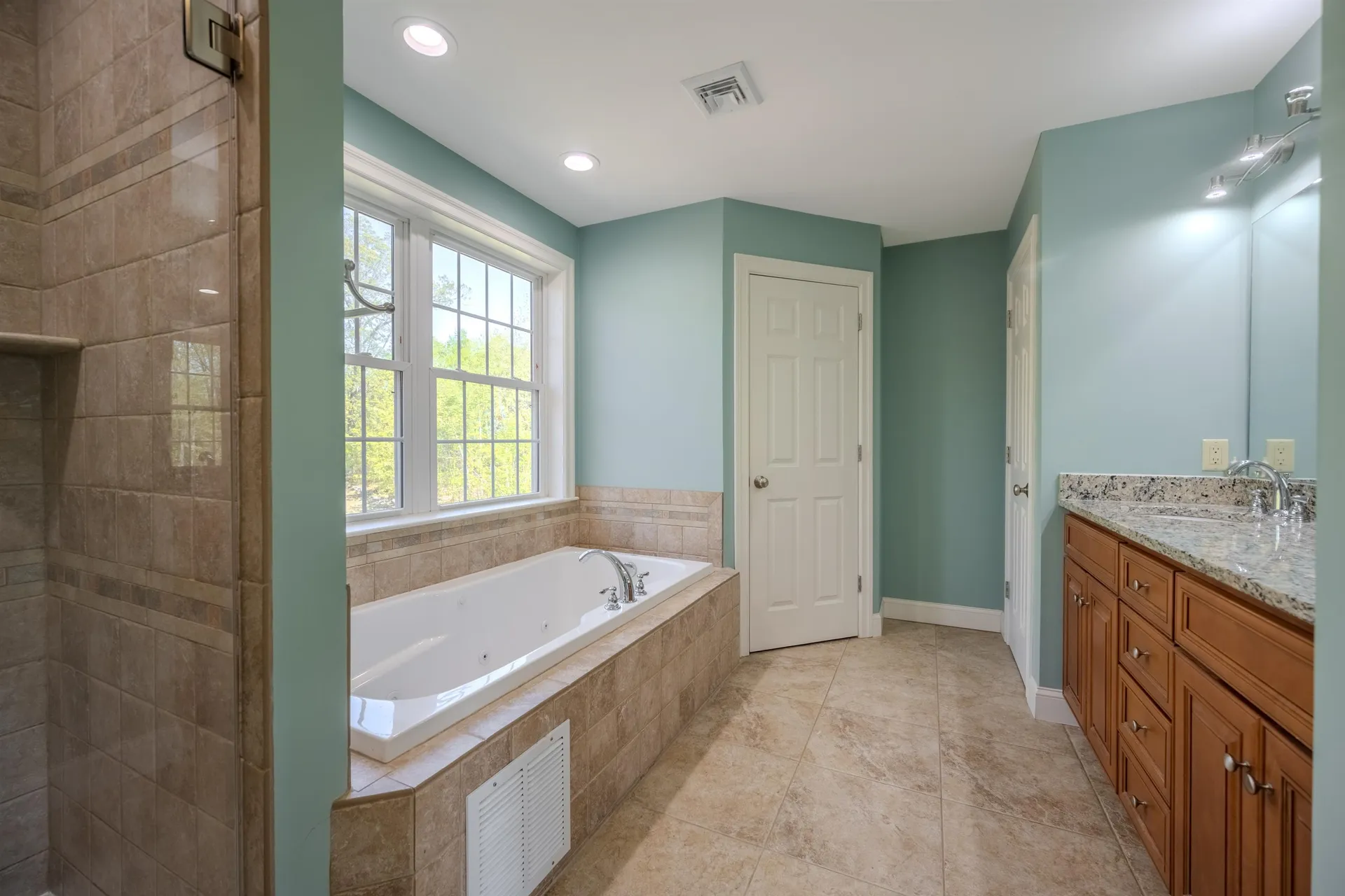 16 Burnham Road Windham NH 03087