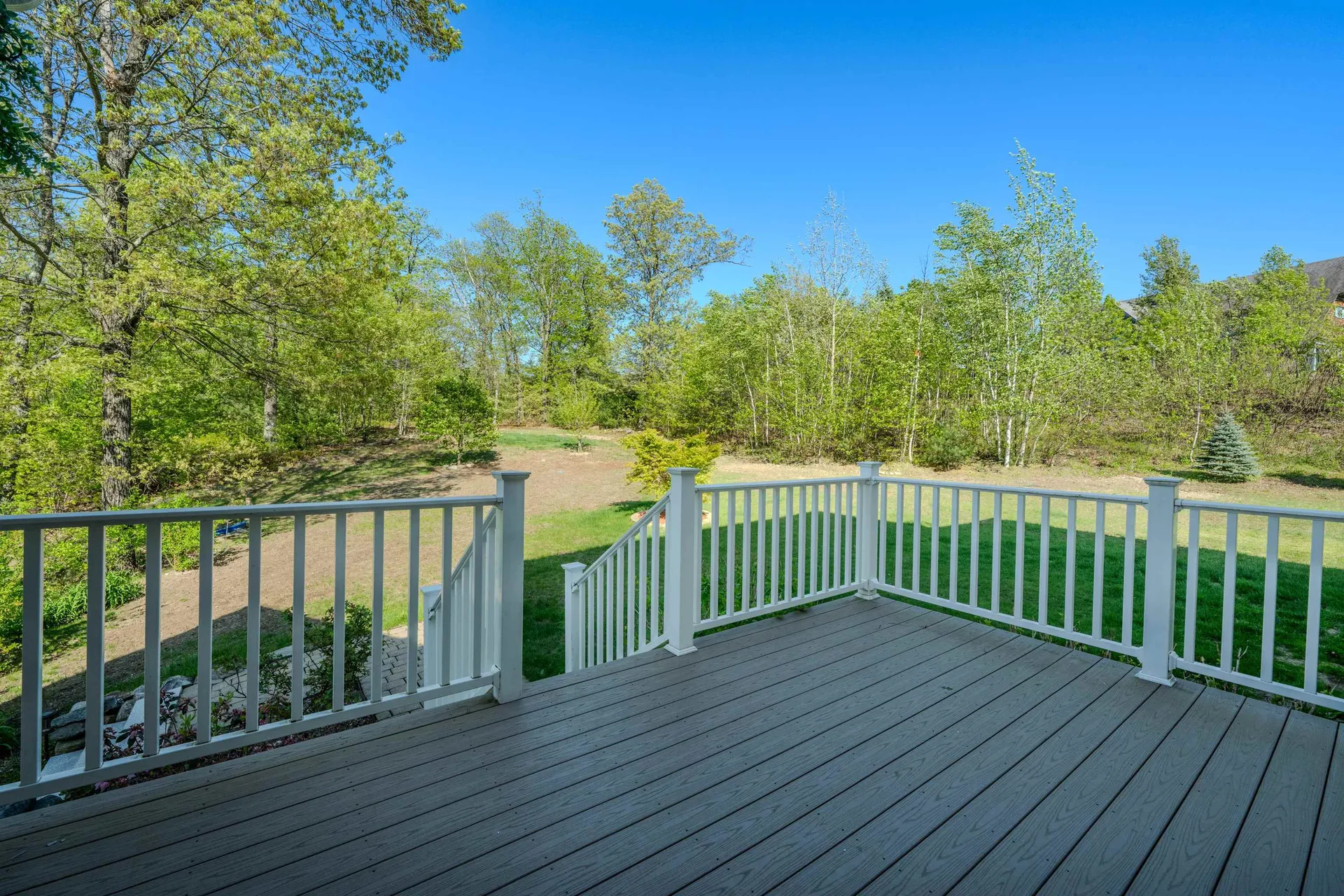 16 Burnham Road Windham NH 03087