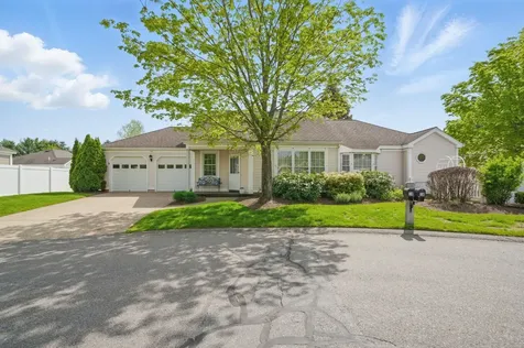 14 Chipping Norton Lane Bedford NH 03110