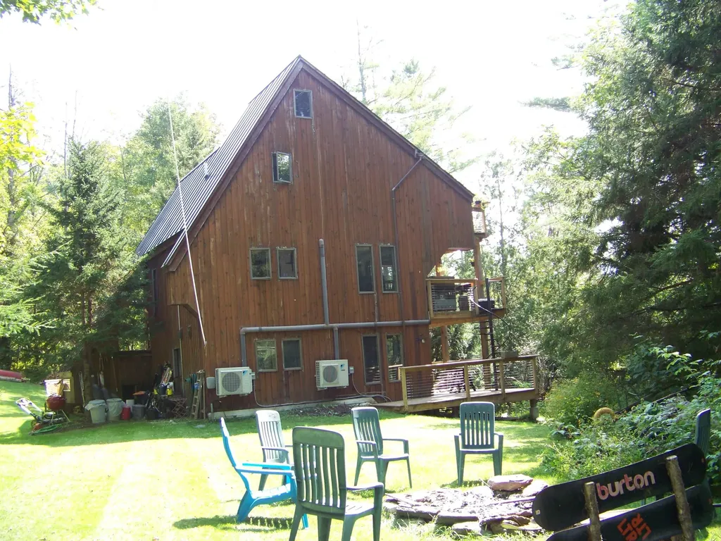 111 Forest Lane Rochester VT 05767